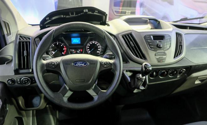 Ford Transit thế hệ mới xuất hiện tại Việt Nam, chờ ngày ra mắt