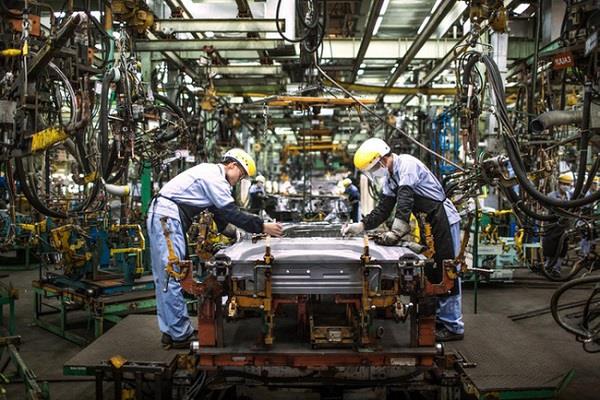 Chính thức giảm 50% lệ phí trước bạ ô tô từ hôm nay